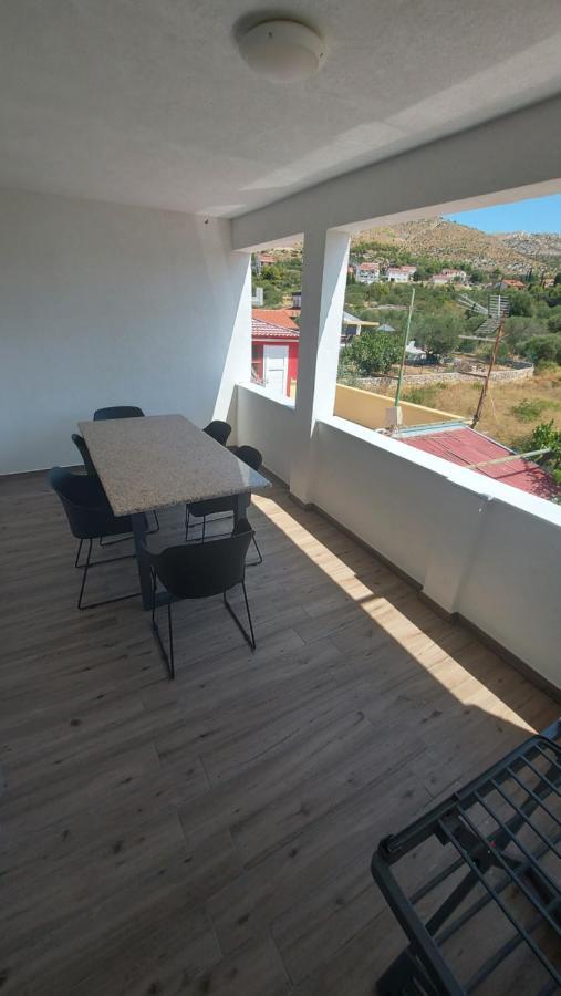 Apartmani Mlinar - Two Bedroom Apartment With Seaview Grebaštica Εξωτερικό φωτογραφία